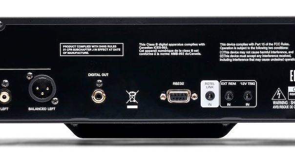 Rotel RCD-1572 MKII - Rückansicht