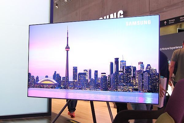 Samsung Q9