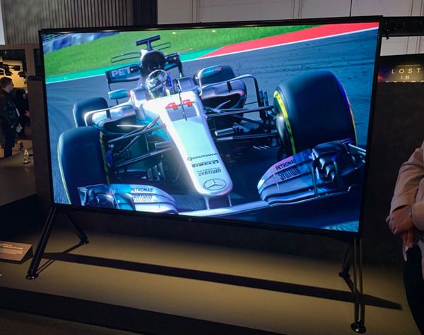 98 Zoll 8K-Fernseher von Sony