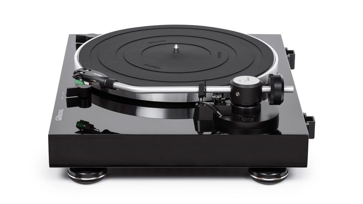 Thorens TD 204 - Seitenansicht