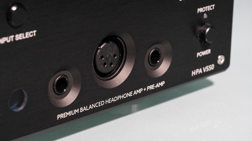 Violectric HPA V550 - Anschlüsse
