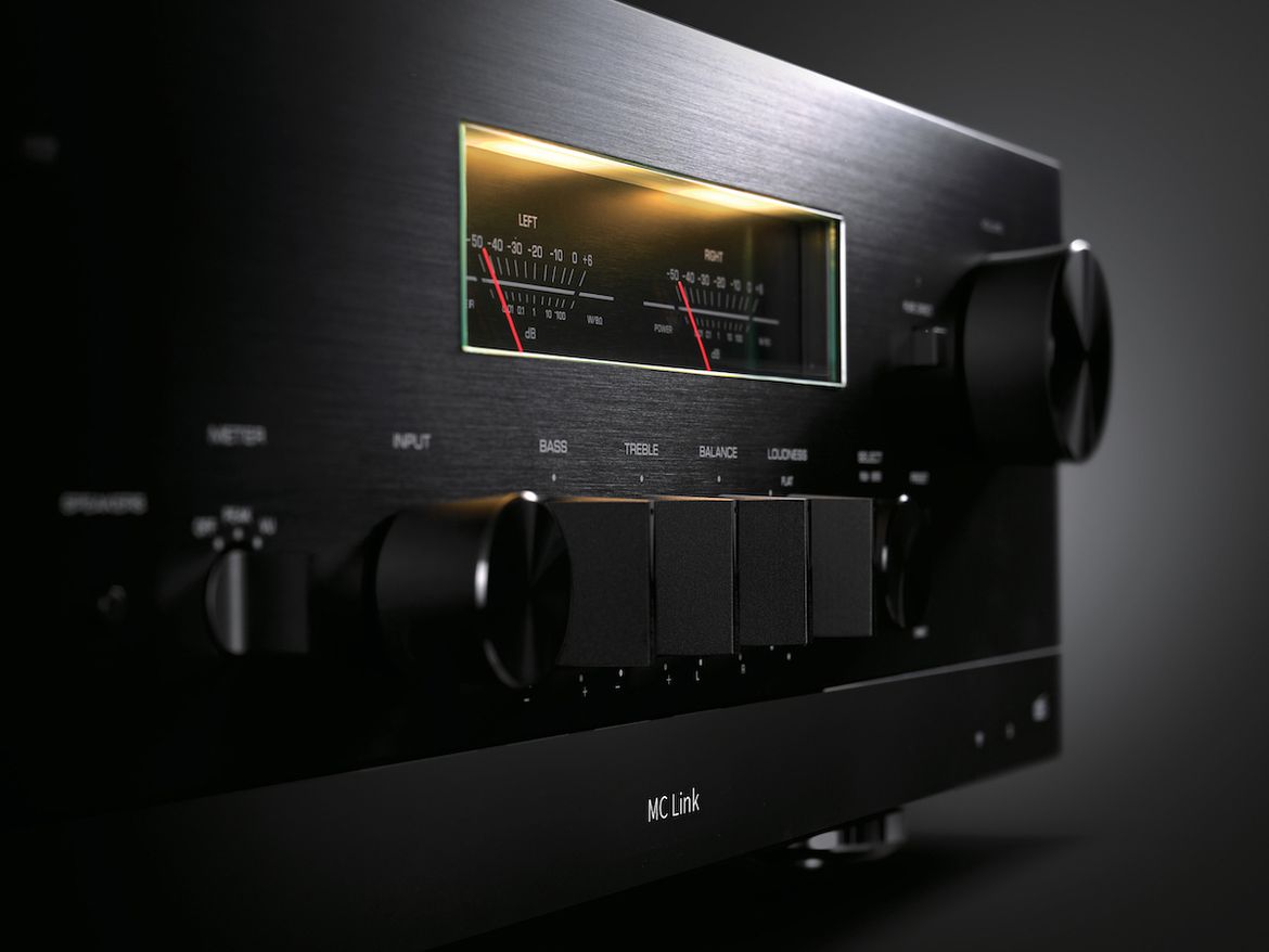 Yamaha R-N2000A  edle Optik