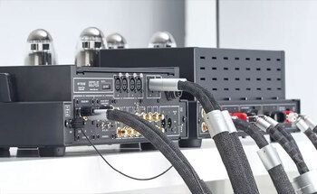 Teaserbild: Inakustik AIR-Kabel - Zuhause probehören