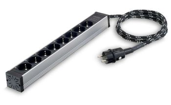 Eine gute Netzleiste ist fast immer ihr Geld wert. Warum? Teaserbild: Netzleiste lohnt sich fast immer.