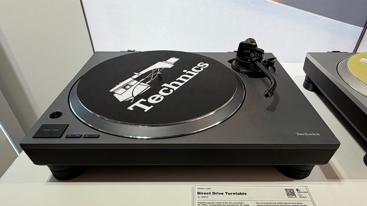 Technics SL-1500CS