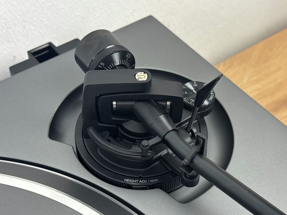 Technics SL-1500CS Plattenspieler