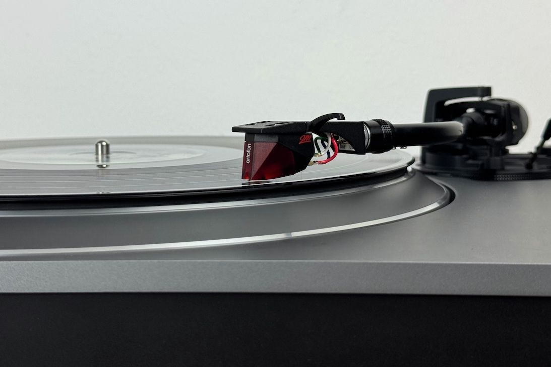 Technics SL-1500CS Plattenspieler