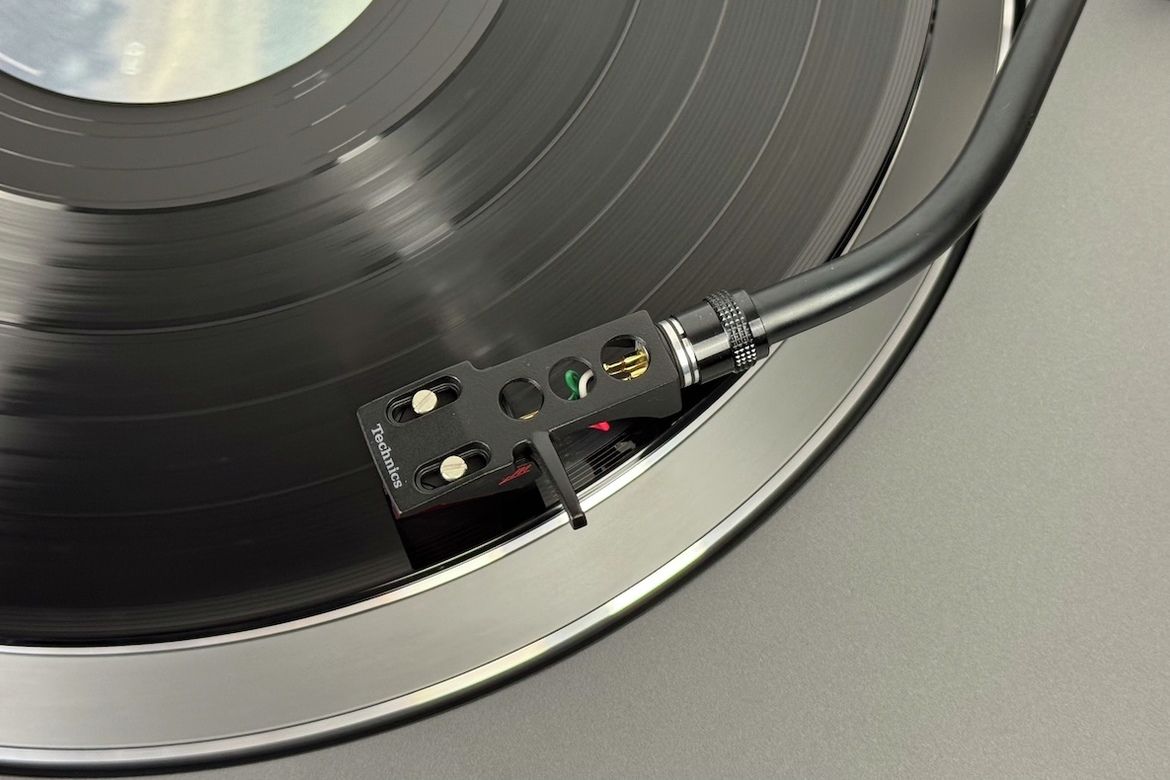 Technics SL-1500CS Plattenspieler