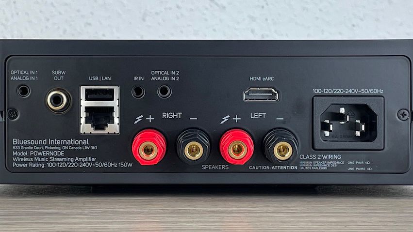 Bluesound POWERNODE N 330 - Rückansicht