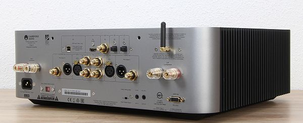 Cambridge Audio Egde A - Rückseite