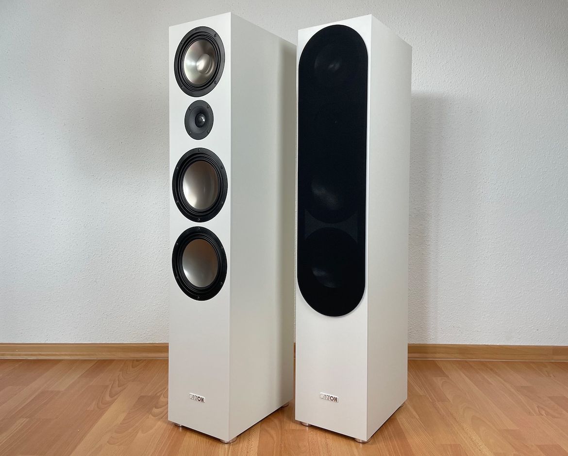Canton GLE 90 mit und ohne Abdeckung