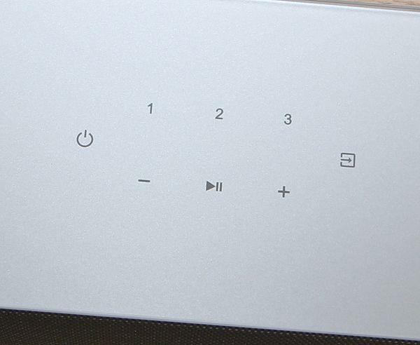 Abbildung der Bedienlemente der Smart Soundbar 10