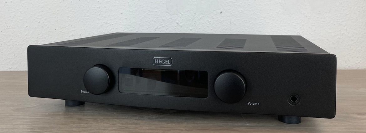 Hegel Vollverstärker H120