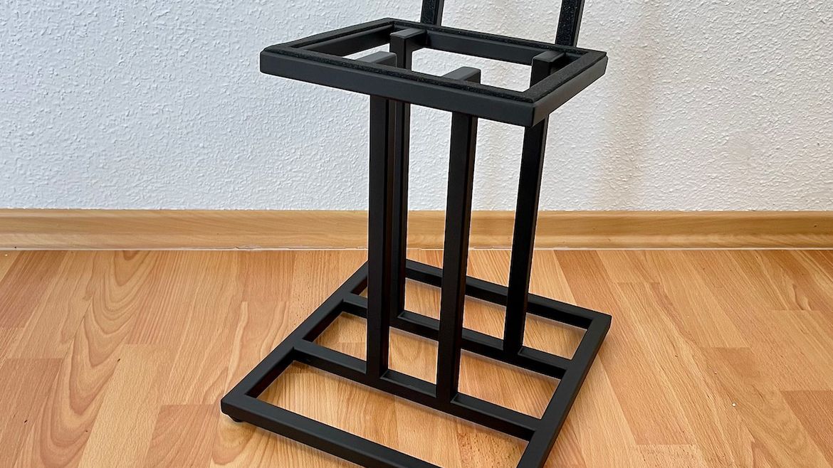 JBL JS-80 Stands - passende Lautsprecherständer zum L82 Classic