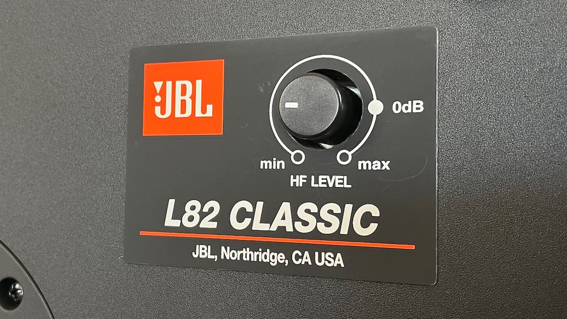 JBL L82 Classic - HF-Regler