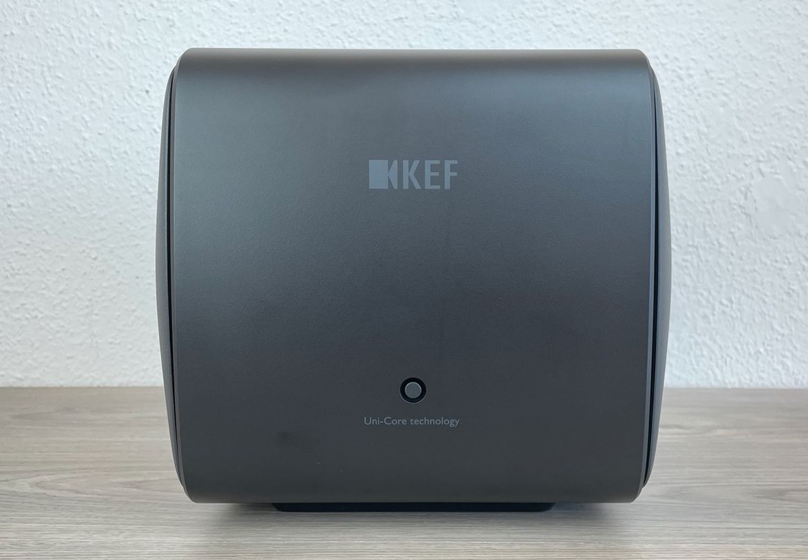 Abbildung des KEF KC-62 Subwoofers