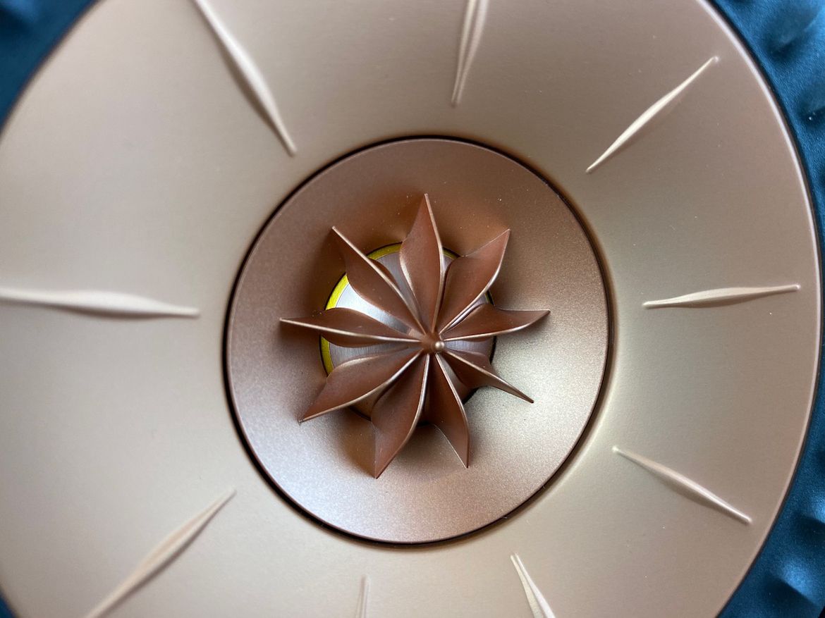 Detailansicht des legendären KEF Uni-Q-Treibers