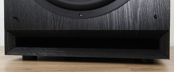 Bassreflexöffnung des Klipsch Subwoofers