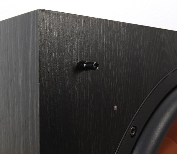 Klipsch SPL-120SW Frontdetail des Subwoofers