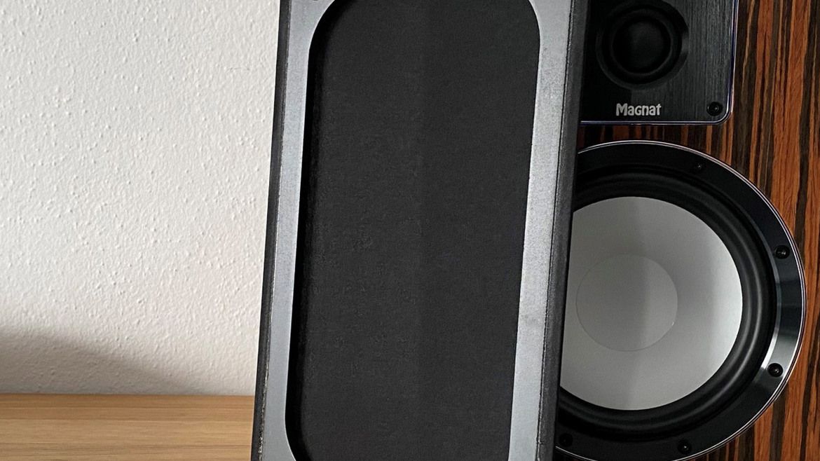 Magnat Signature 903 - Gitter