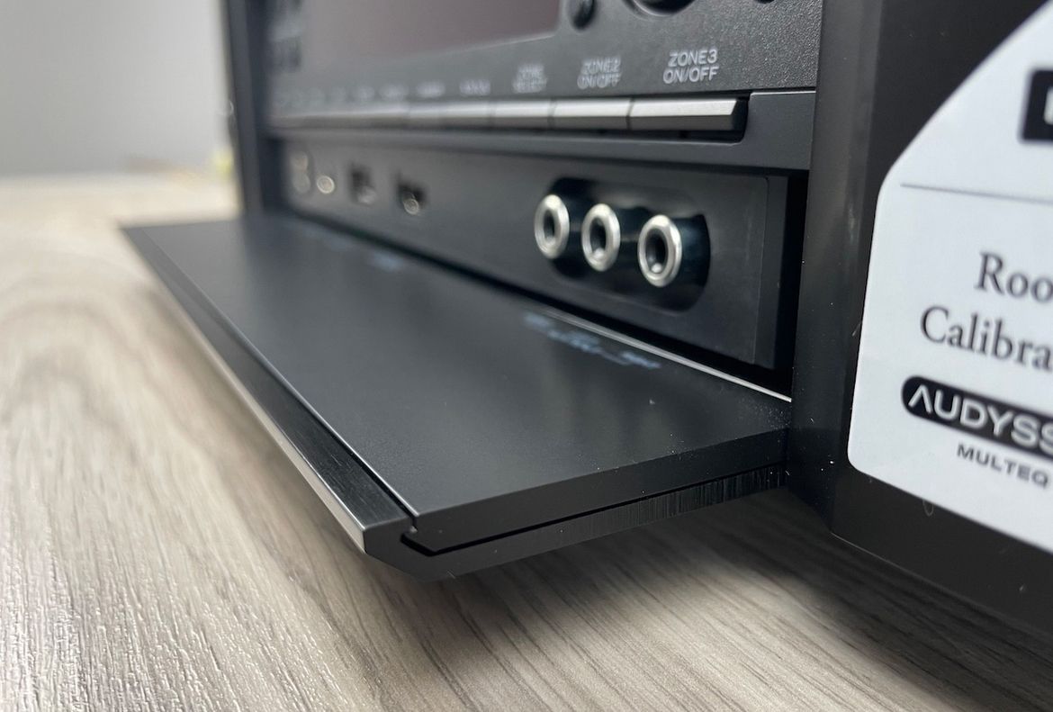 Marantz AV7706 - Frontblende