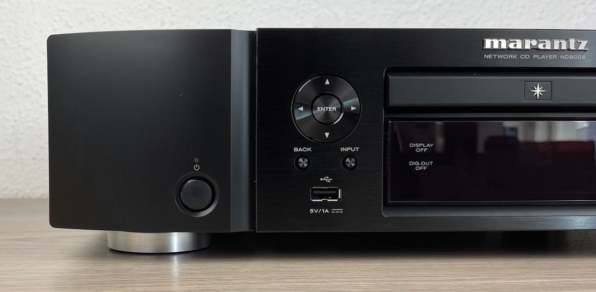 Marantz ND 8006 - linke Frontseite