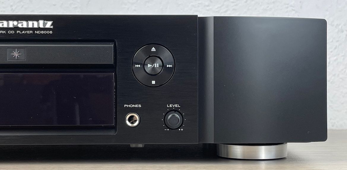 Marantz ND 8006 - Front rechte Seite