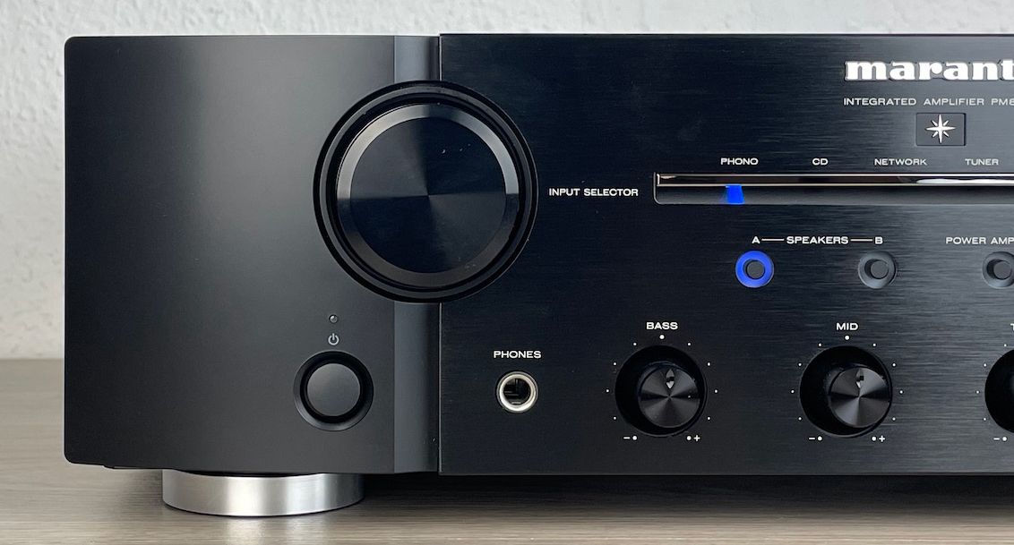 Marantz PM8006 - Front links