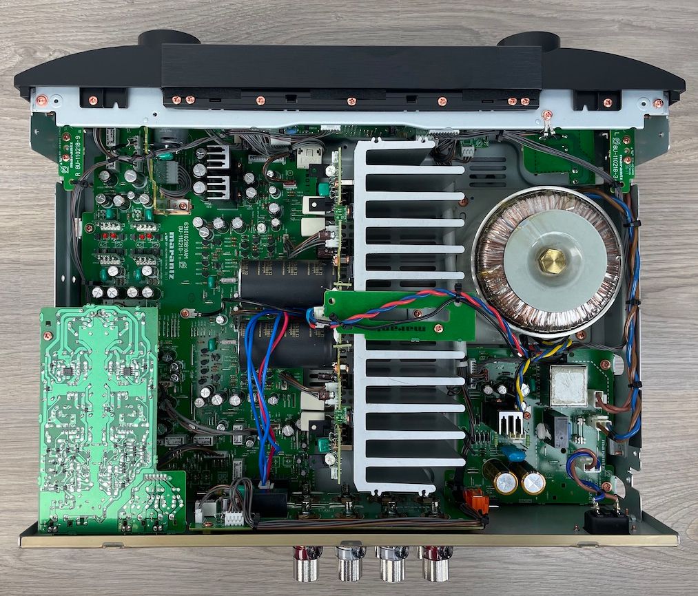 Marantz PM 8006 - Inneleben