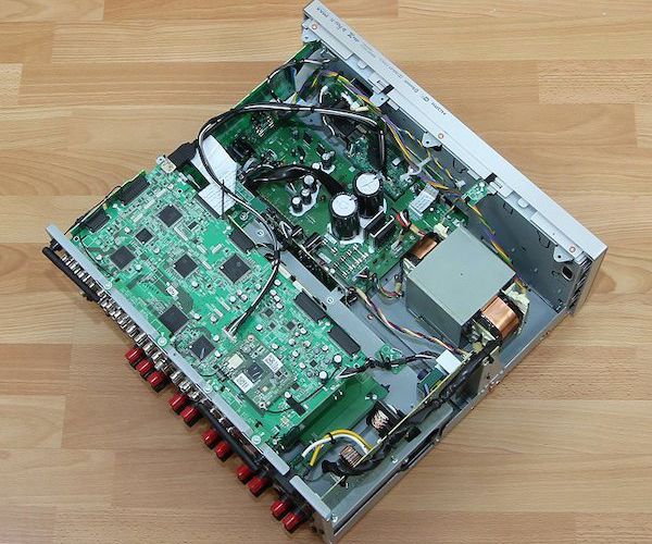 Pioneer SC-LX704 von Innen