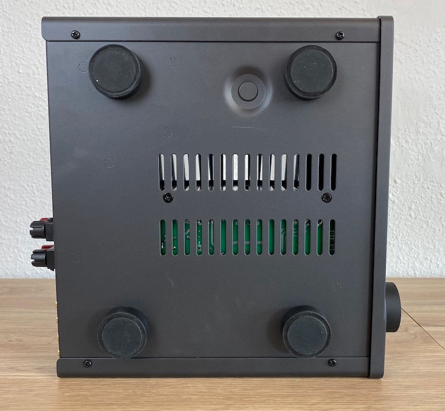 Quad Vena II Play von unten