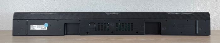 Abbildung der Unterseite der Samsung HW-Q800A Soundbar