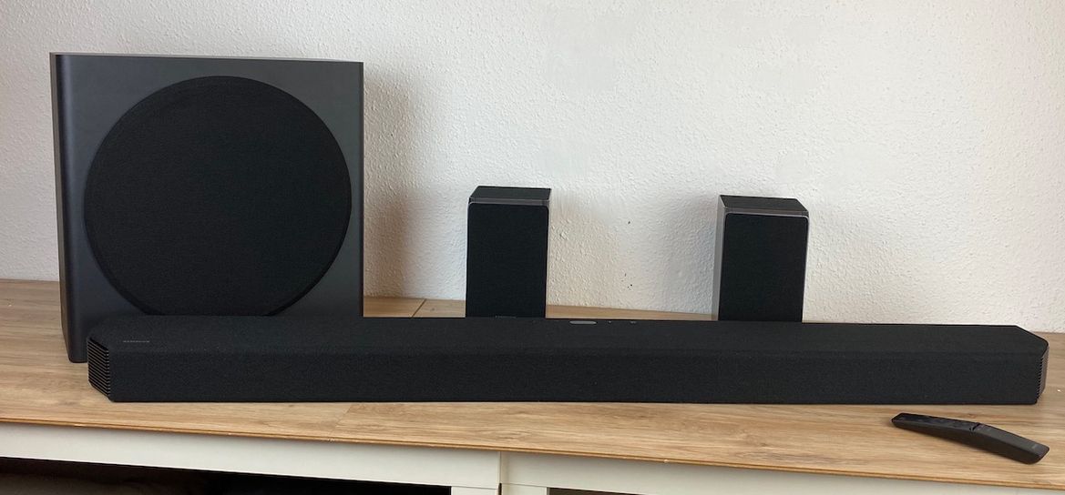 Samsung HW-Q950T/ZG Soundbar mit Sub, Satelliten und Rear-Lautsprechern