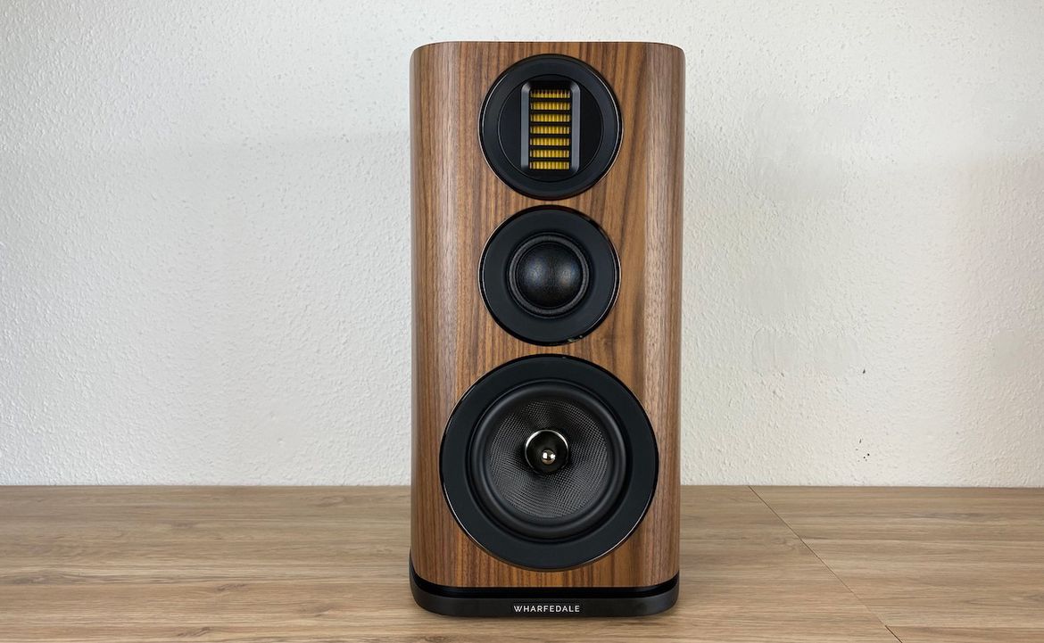 Wharfedale Evo 4.2 3WegeRegallautsprecher im HIFIREGLERTest