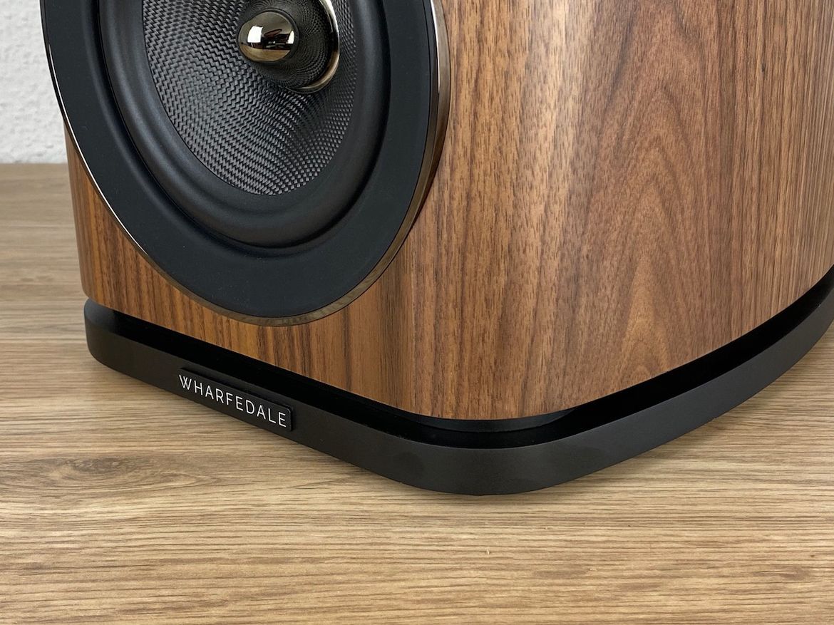 Wharfedale Evo 4.2 - Sockel
