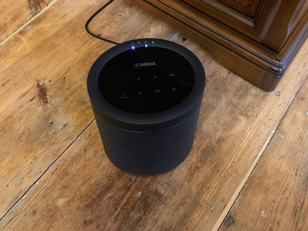 Yamaha MusicCast 20 in Schwarz