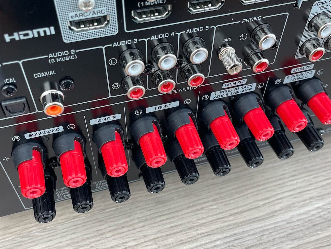 Yamaha RX-A 2A - Lautsprecher-Terminals