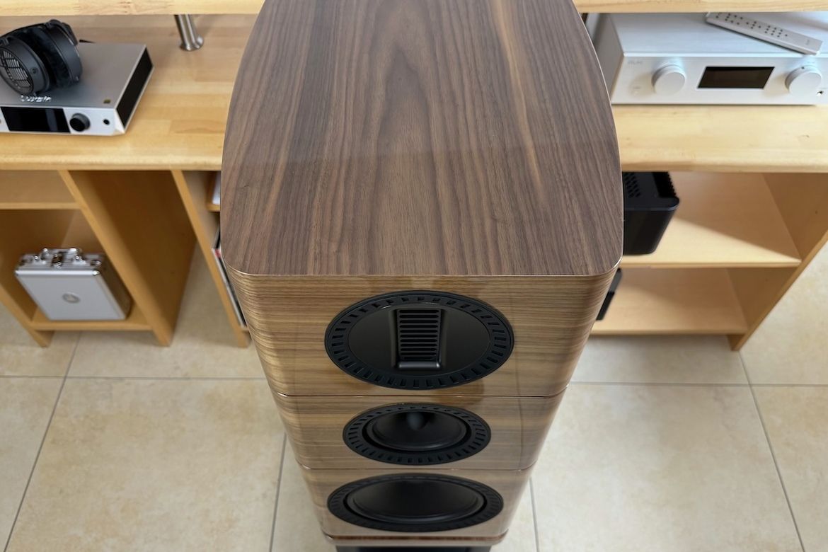 Wharfedale Elysian 2R