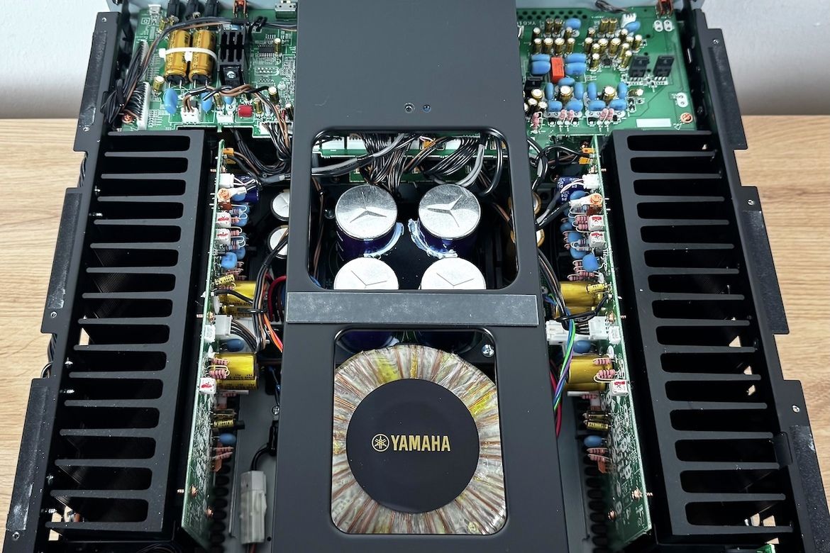 yamaha_a-s1200_8