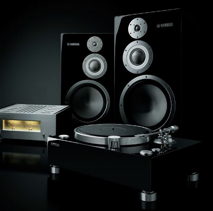 yamaha_m-5000_perfekt-symmetrisch