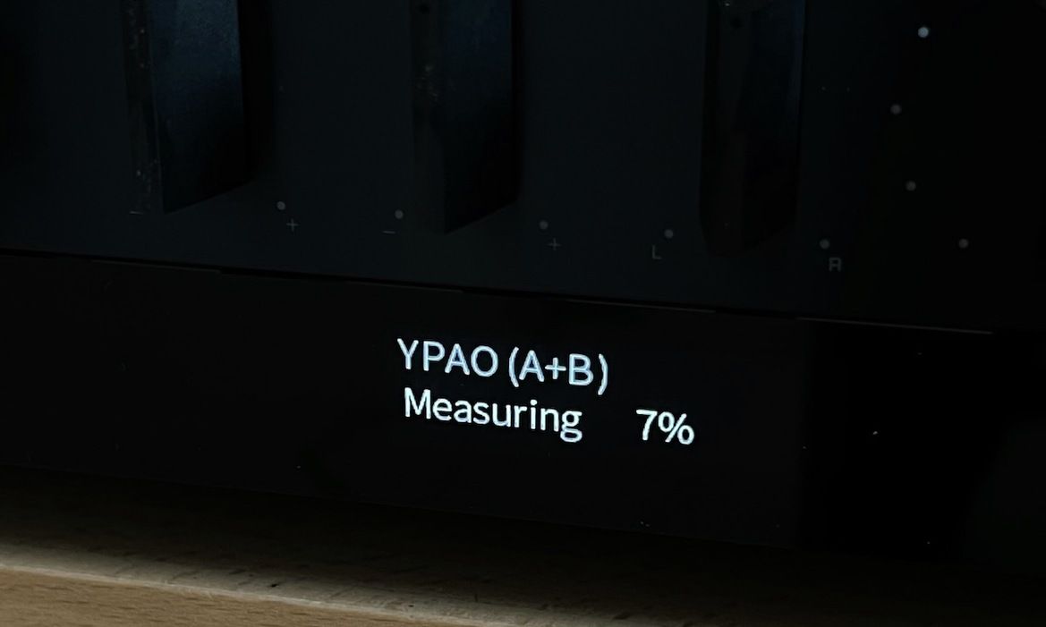 YPAO Einmessung im Display