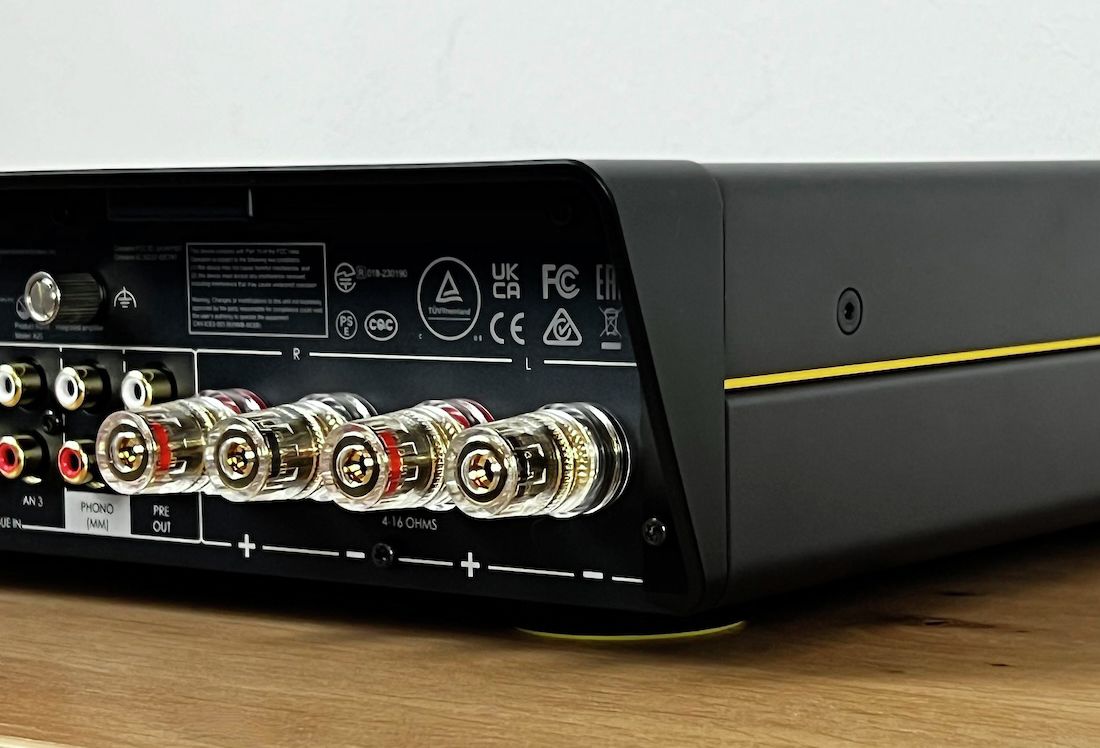 arcam_radia-a25_detail-4