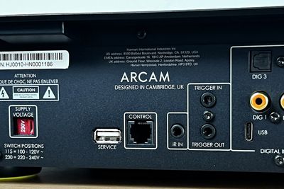 arcam_radia-a25_detail-7