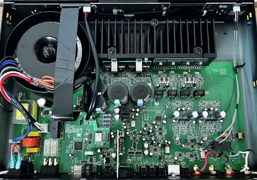 arcam_radia-a25_inside-3