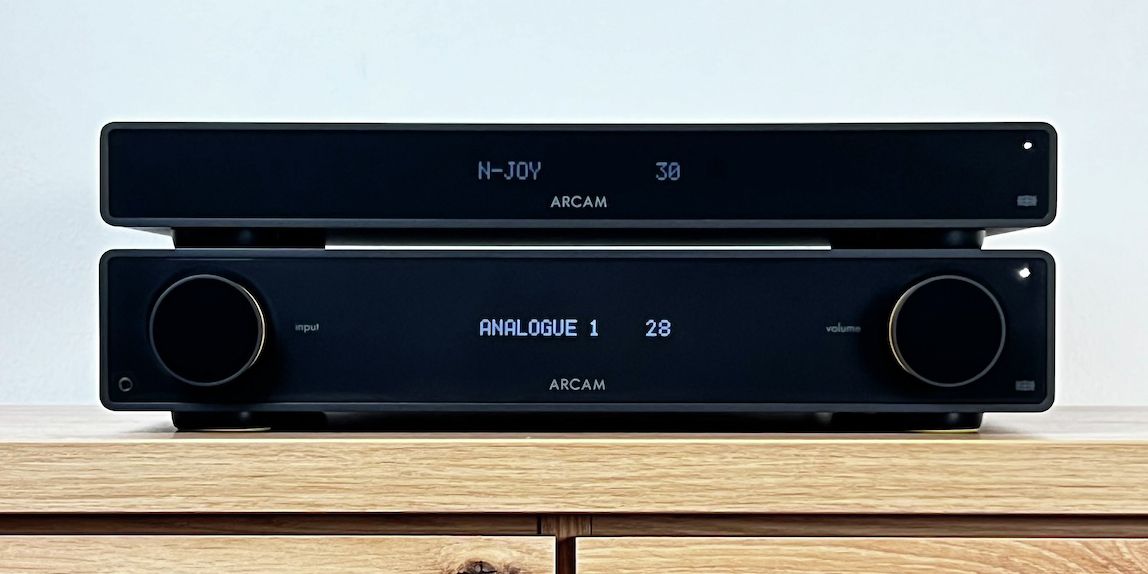 arcam st5 and a25