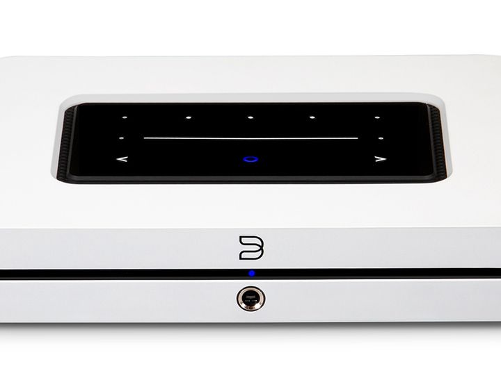 getestetes Produkt: fm/products/bluesound/bluesound_node-n132_weiss_hifi-regler.jpg