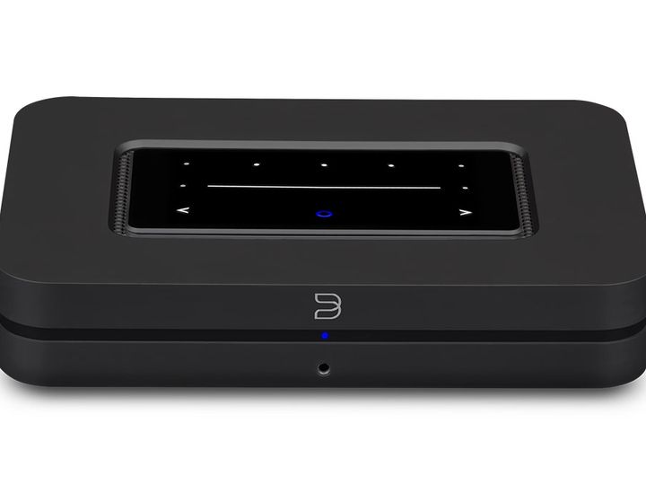 getestetes Produkt: fm/products/bluesound/node_blk_front-top_1.jpg