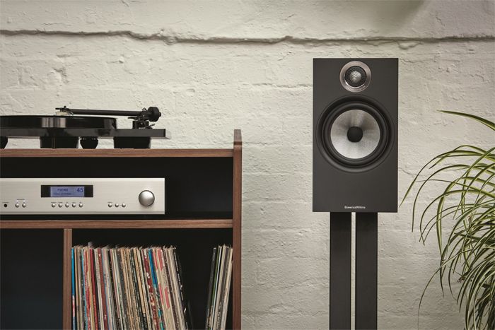 Bowers &amp; Wilkins 606 S2 Anniversary (oak) | Regallautsprecher - HIFI-REGLER