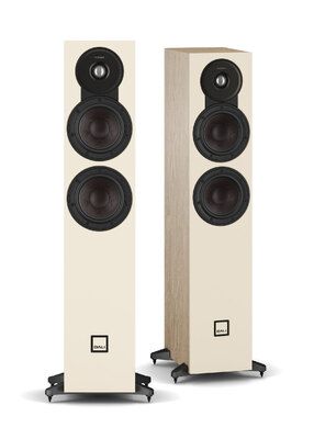 dali-sonik-5-eiche-hifi-regler