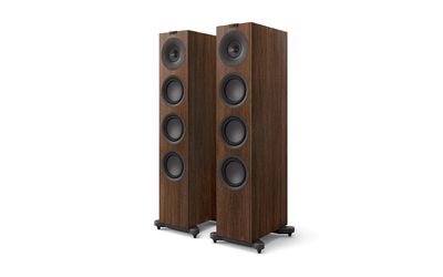 KEF Q11 Meta